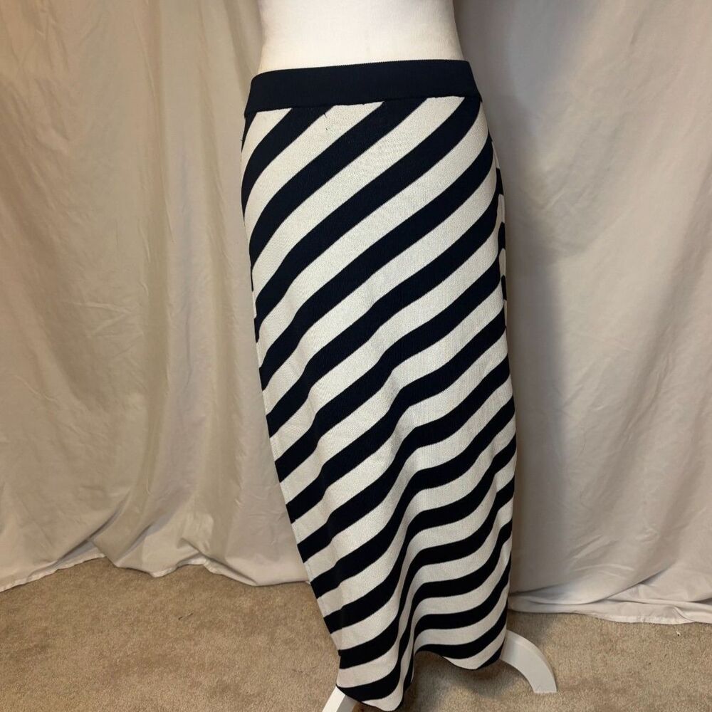 Gabrielle Union Chevron Black White Midi Wrap Skirt Womens NWOt - Picture 5 of 7